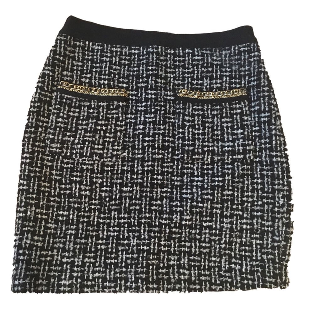 Black and white short pencil skirt w/ gold detail